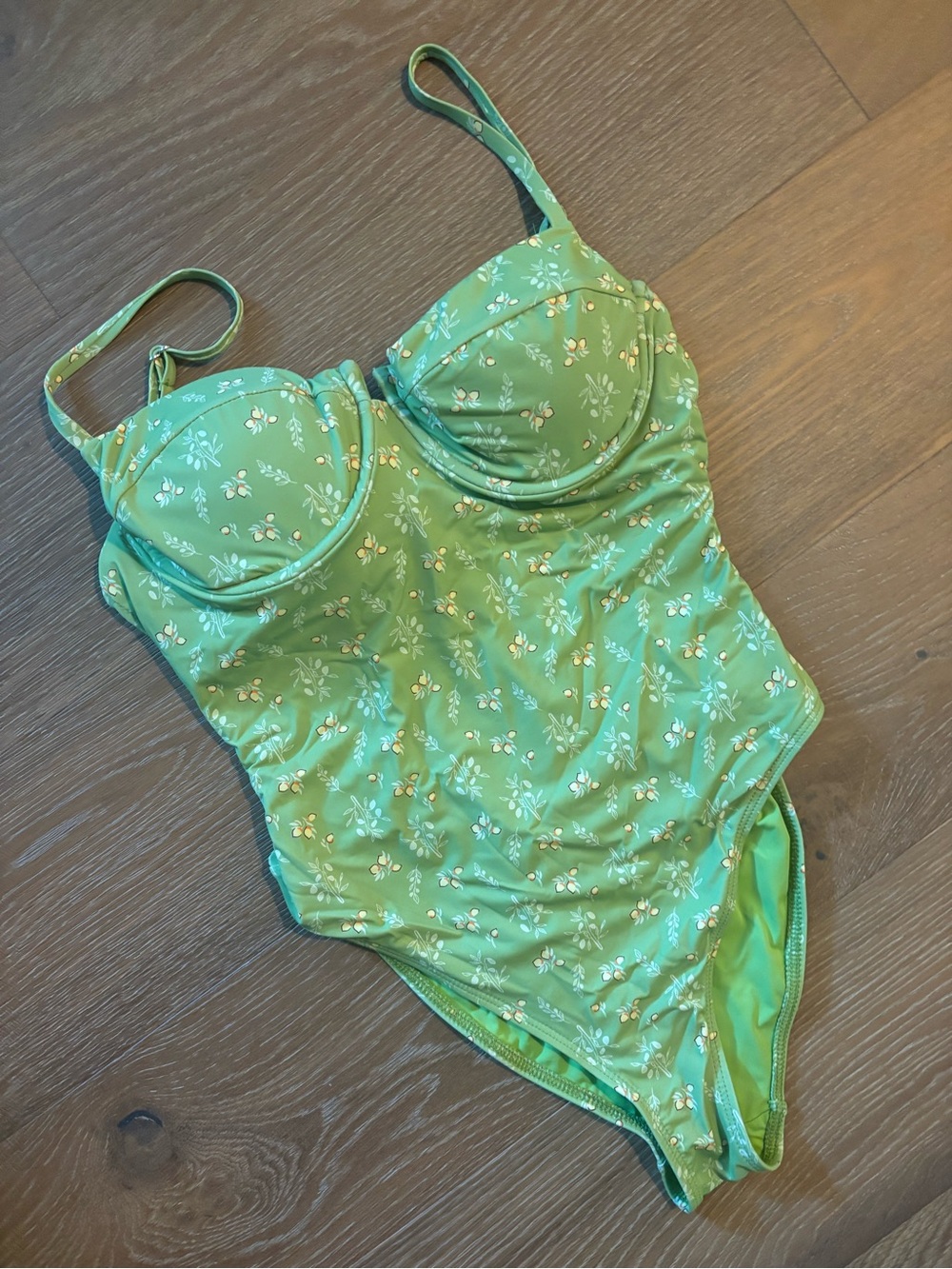 Dippin' Daisy's Green Floral One-Piece Swimsuit lemon size m